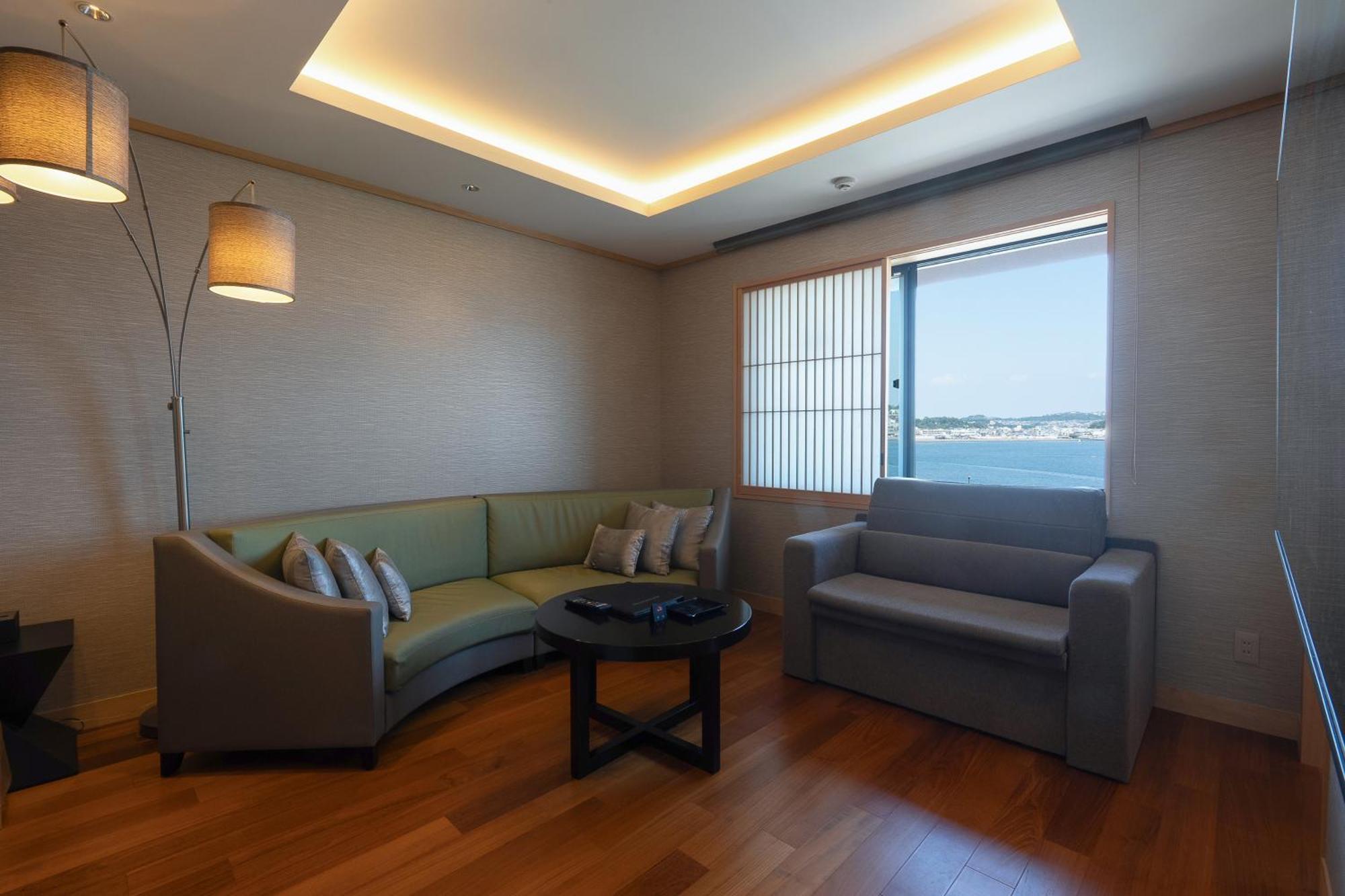 Enoshima Hotel ーenoshima Island Spa Hotel Buildingー ฟูจิซาวะ ภายนอก รูปภาพ